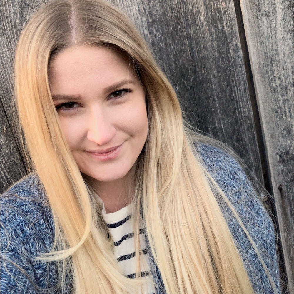 Meet your Posher, Nicole